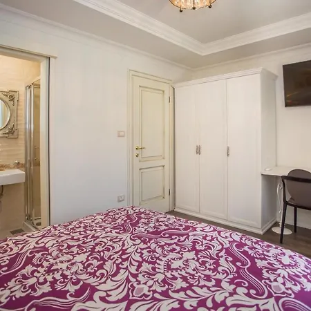 Mihaela Deluxe Holiday home Zbandaj