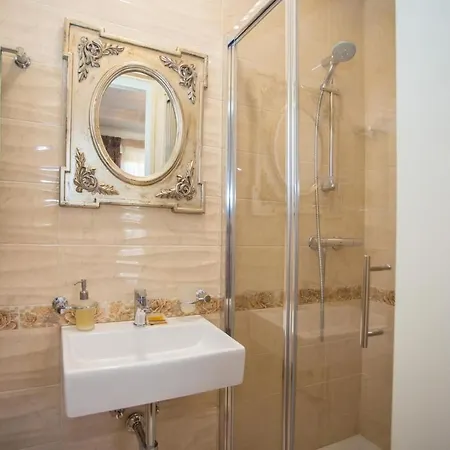 Mihaela Deluxe Holiday home